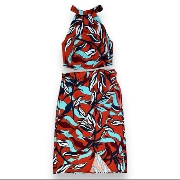 Sigrid Olsen Two Piece Set Halter Top and Skirt Orange Tropical Print Size
Small - Picture 2 of 12